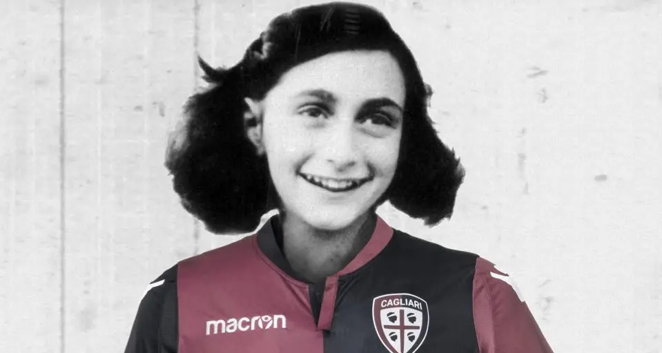 Anne Frank con la maglia del Cagliari per dire \"no\" all'antisemitismo