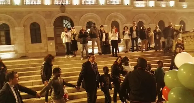Ius soli, Ganau al flash mob in piazza d'Italia a Sassari: “È una legge giusta che va approvata entro questa legislatura”