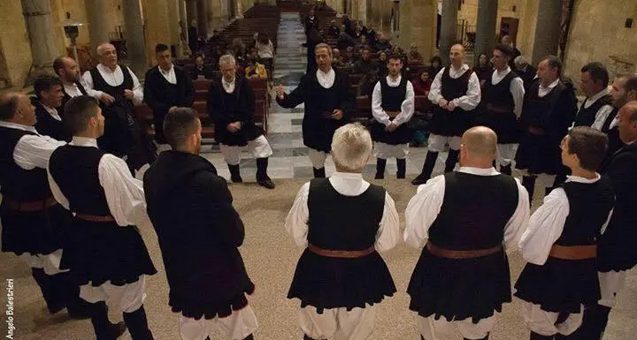 Sabato 11 novembre la quattordicesima rassegna di canti folkloristici a Uri