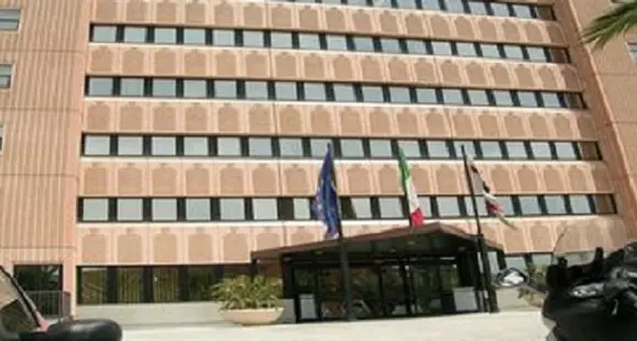 Cagliari. Sit-in addetti sanità progetto Lavoras davanti a sede Ats