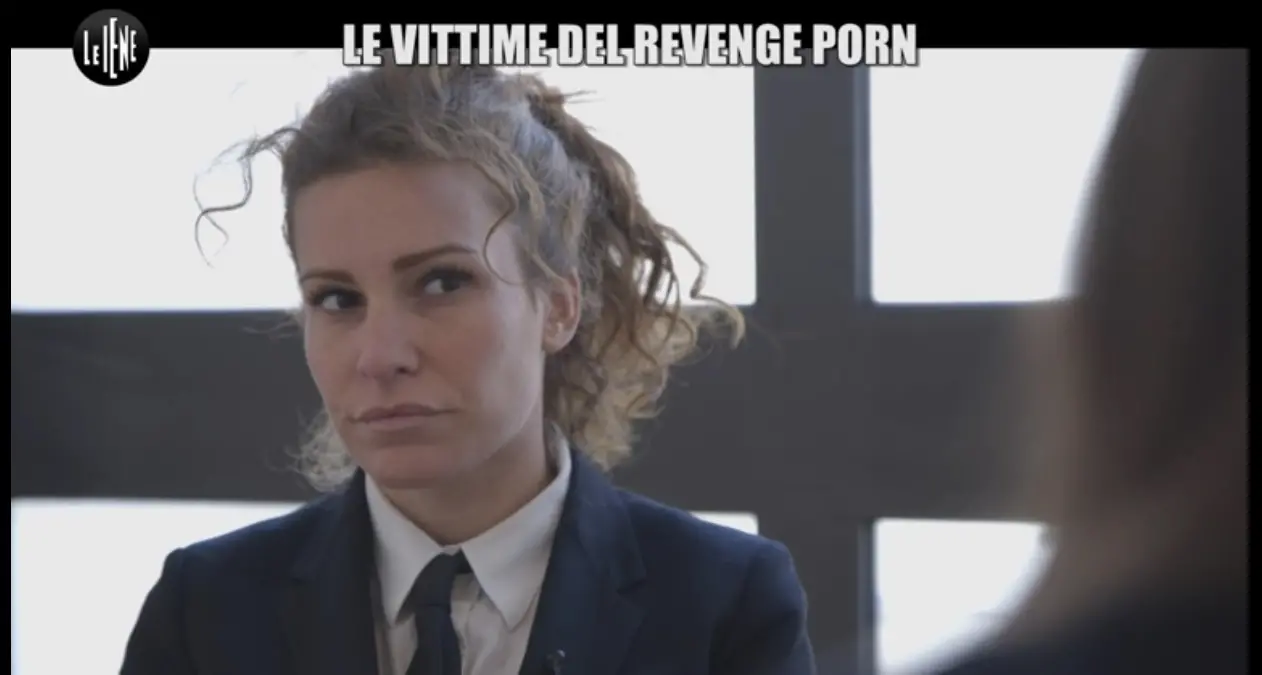 Cosa è il \"revenge porn\" che ha ucciso anche Michela Deriu? ecco il servizio de Le Iene