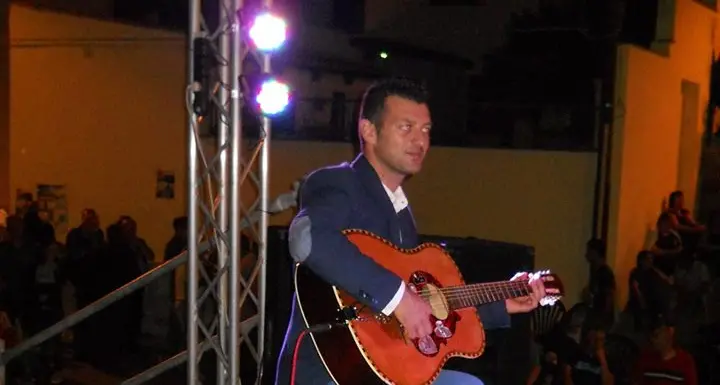 Sabato 16 dicembre una conferenza sulle origini del canto sardo a chitarra