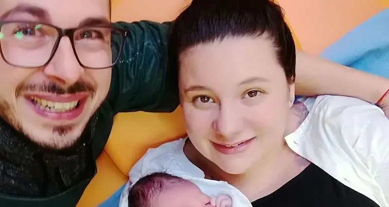 Si chiama Nicolò il primo bimbo nato al Policlinico Duilio Casula nel 2018. Mamma Claudia e papà Paolo: è una grande gioia