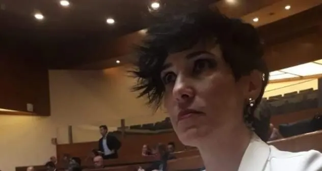 Tentati suicidi tra i giovanissimi, Manca (M5S): \"Introdurre figura dello psicologo di base\"