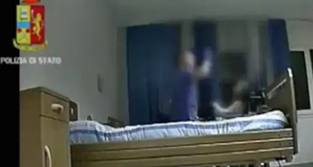 Maltrattamenti sugli anziani, gli ultimi casi in Sardegna: a Oristano, Decimomannu e Nuoro