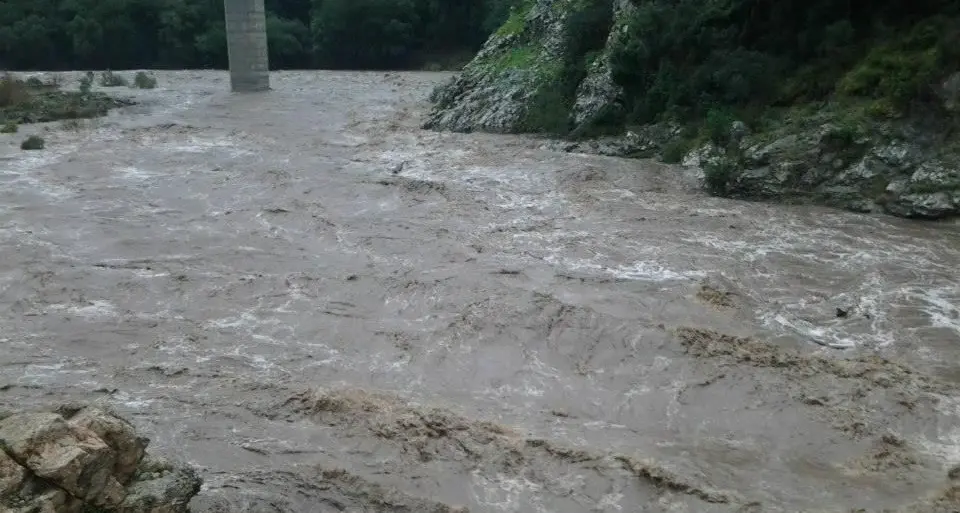 Alluvione. Intensificate le ricerche del disperso nella foce del rio Posada