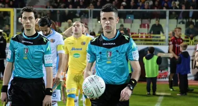 L'arbitro calangianese Antonio Giua esordisce in Serie A: domani dirigerà Bologna-Genoa