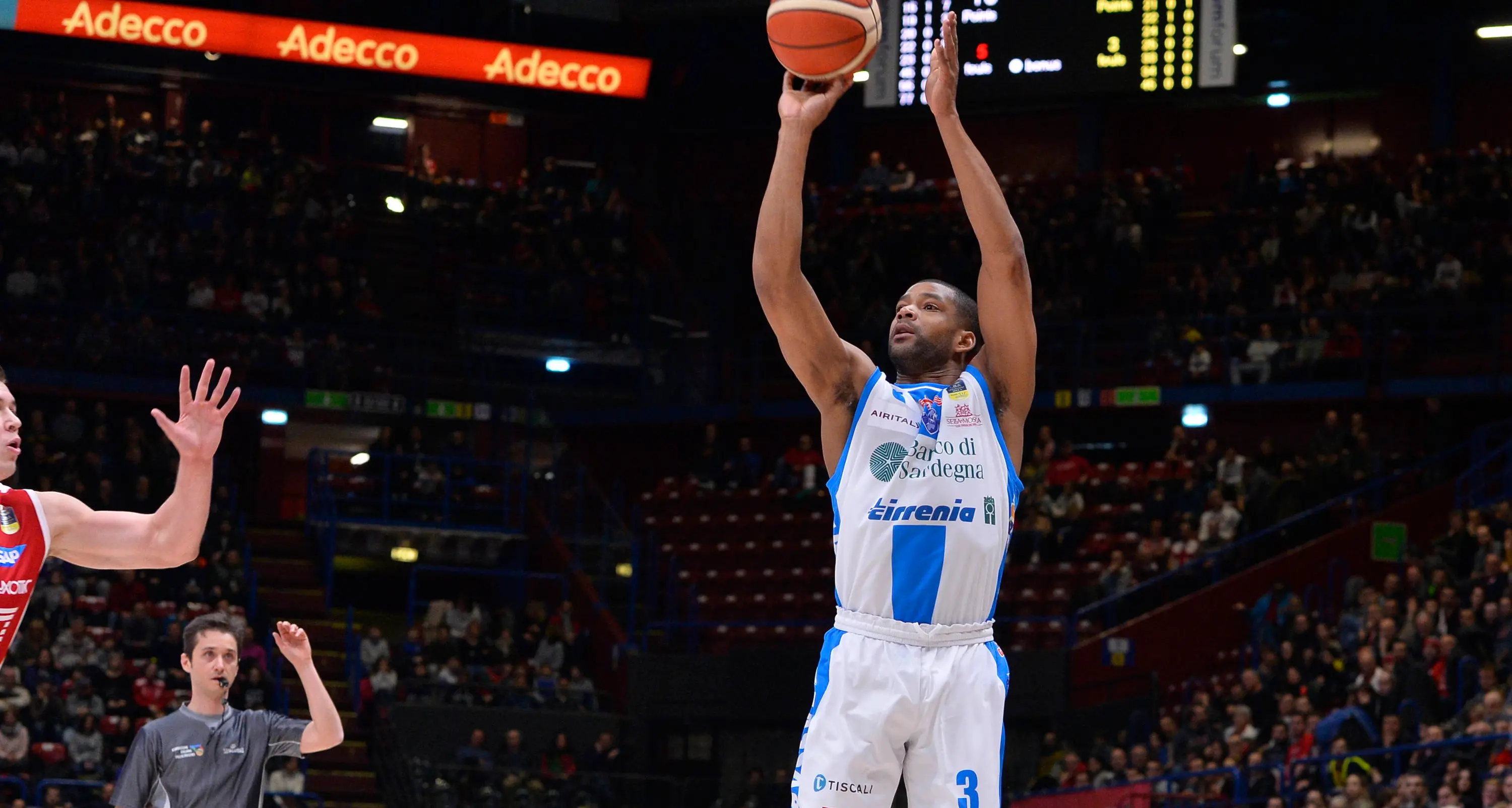 Olimpia Milano-Dinamo Banco di Sardegna 116-93