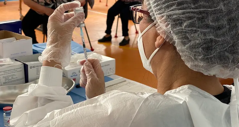 Vaccinazioni per gli over 40, aperte le prenotazioni
