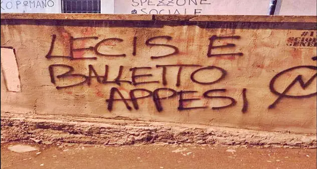 \"Lecis e Balletto appesi\", in viale Fra Ignazio scritte minacciose contro i candidati di CasaPound