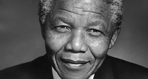 Sudafrica. Morto a 95 anni Nelson Mandela