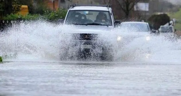 Prosegue l’ondata di maltempo: estesa l'allerta meteo per rischio idrogeologico e idraulico