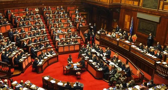 Politica e dintorni: l'oscuro male italiano