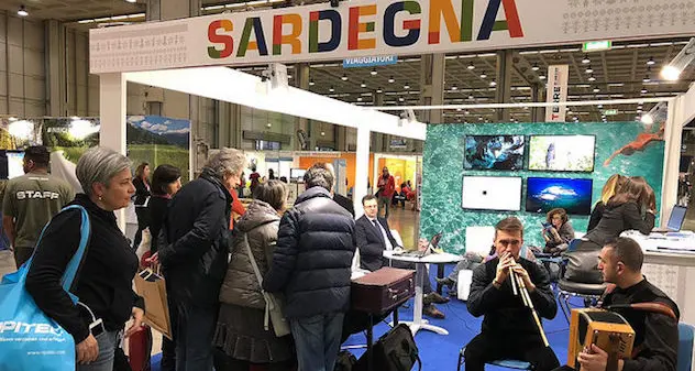 Turismo, a Milano la Regione Sardegna presenta le offerte su borghi e cammini