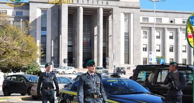 Arrestato pluripregiudicato accusato di 47 truffe on line