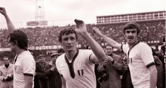 Storie di pallone in Sardegna, il libro di Nanni Boi
