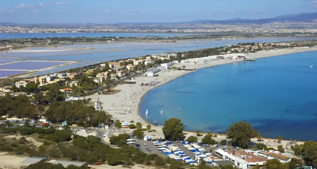 Aggressione omofoba al Poetto, il racconto: \"Sono stato spintonato, insultato, derubato\"