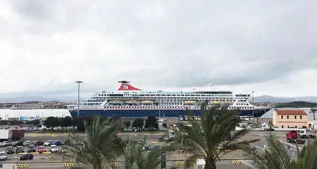 Entra nel vivo la stagione delle crociere: prime navi a Olbia e Oristano