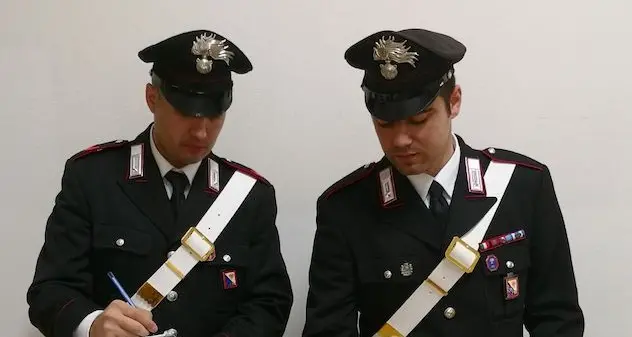 Controlli dei Carabinieri sulla 131: denunce, multe e punti della patente revocati