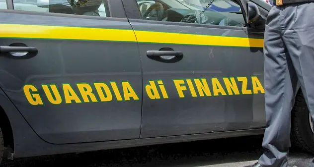 Gdf, associazione sportiva ‘farlocca’ con 9 lavoratori in nero: scatta la maxi multa