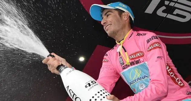 Parte il Giro d'Italia. Aru: è l'ora della verità