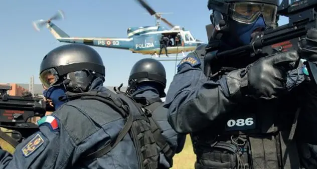 In corso operazione antiterrorismo: individuati a Sassari militanti che finanziavano un’organizzazione qaedista siriana