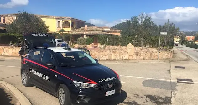 Bossolo sul parabrezza dell'auto: atto intimidatorio nei confronti di un 65enne