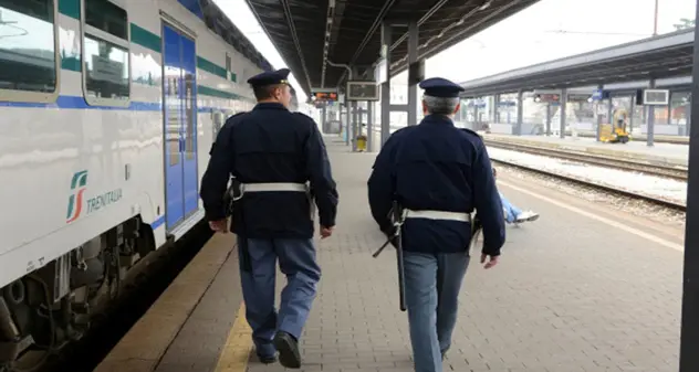 La Polizia incontra gli studenti delle scuole: “Imparate ad essere forti”