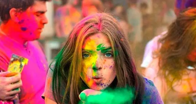 La festa più bella dell'estate ritorna a Buddusò: il 9 giugno appuntamento con l'holi color