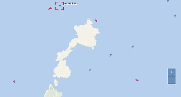 Prosegue il viaggio di Aquarius, si trova al largo dell'Asinara. Ecco la posizione in diretta