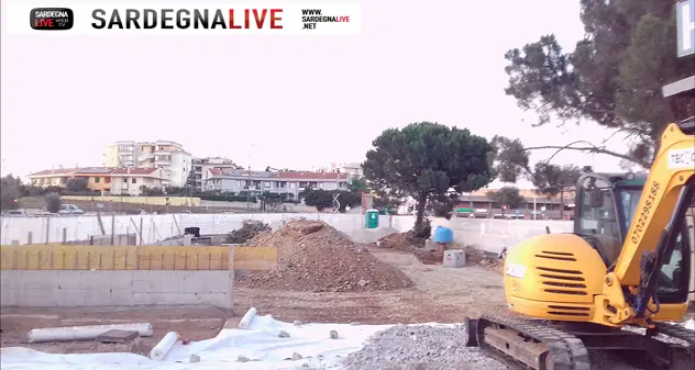 Brotzu, addio ‘ingresso-budello’ in via Peretti: operai al lavoro fino a settembre