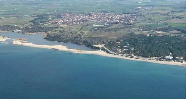 Cambio clima. L'innalzamento del Mediterraneo minaccia Valledoria: l'allarme arriva dall'Enea