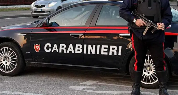 Torino: rubava ai pazienti della casa di cura