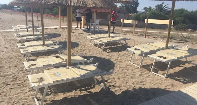 La spiaggia dedicata ai disabili presa di mira dai vandali