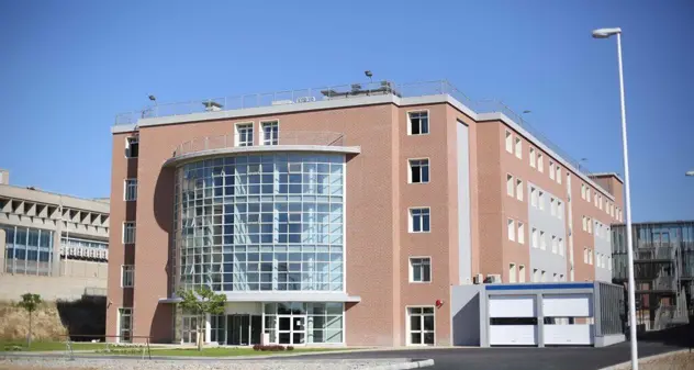 Neonato morto quattro ore dopo il parto: la Procura apre un’inchiesta