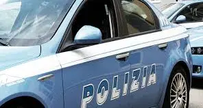 Arrestato a Milano tassista abusivo, violentò ragazza ubriaca