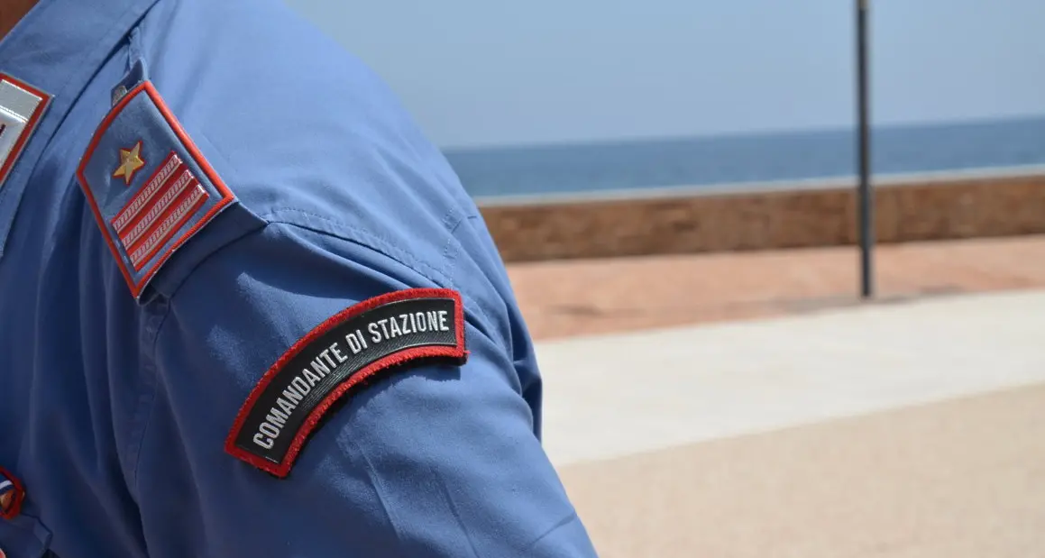 Acquista on-line un carrello appendice, ma è una truffa: vittima un 70enne