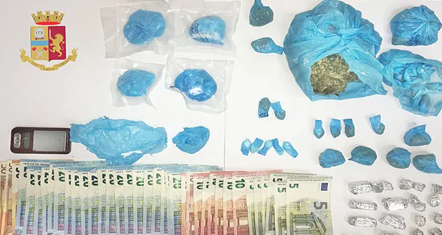 Cocaina e hashish, nei guai pusher a Frutti D’Oro: arrestato