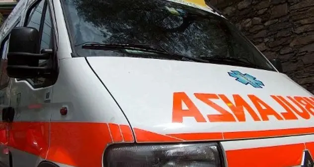 Grave incidente sul lavoro: apprendista macellaio perde la mano nel tritacarne