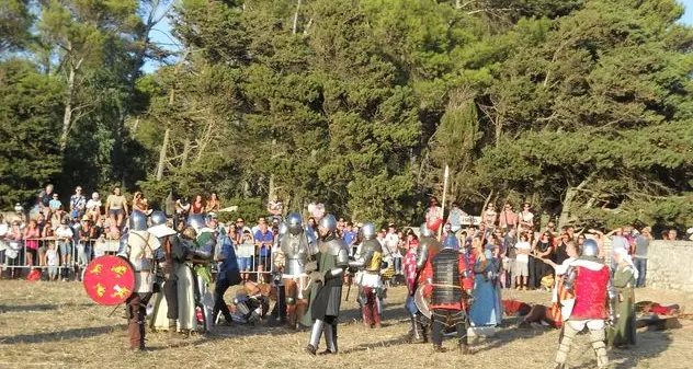 “Bastida di Sorres 2018”: bandito il concorso fotografico “Il volto del Medioevo”