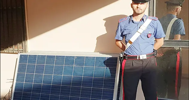 Ladro di pannelli solari in trappola, i Carabinieri arrestano un 38enne pregiudicato