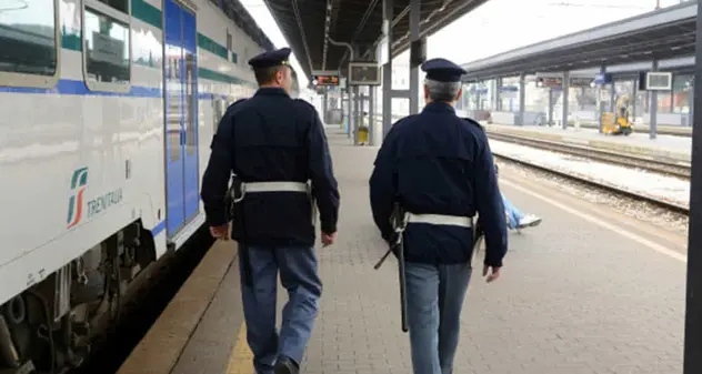 PolFer, ferragosto sicuro: controlli intensificati su treni e stazioni