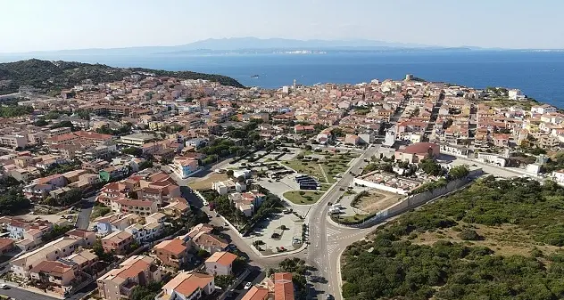 Controlli anti-Covid a Santa Teresa: quattro sanzioni