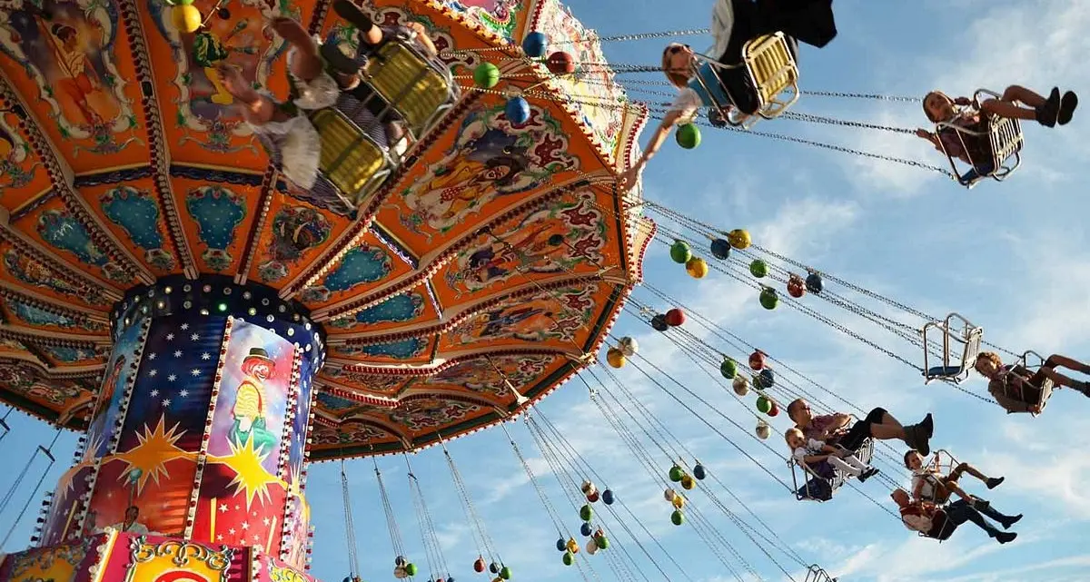 Si ribalta giostra al Luna Park