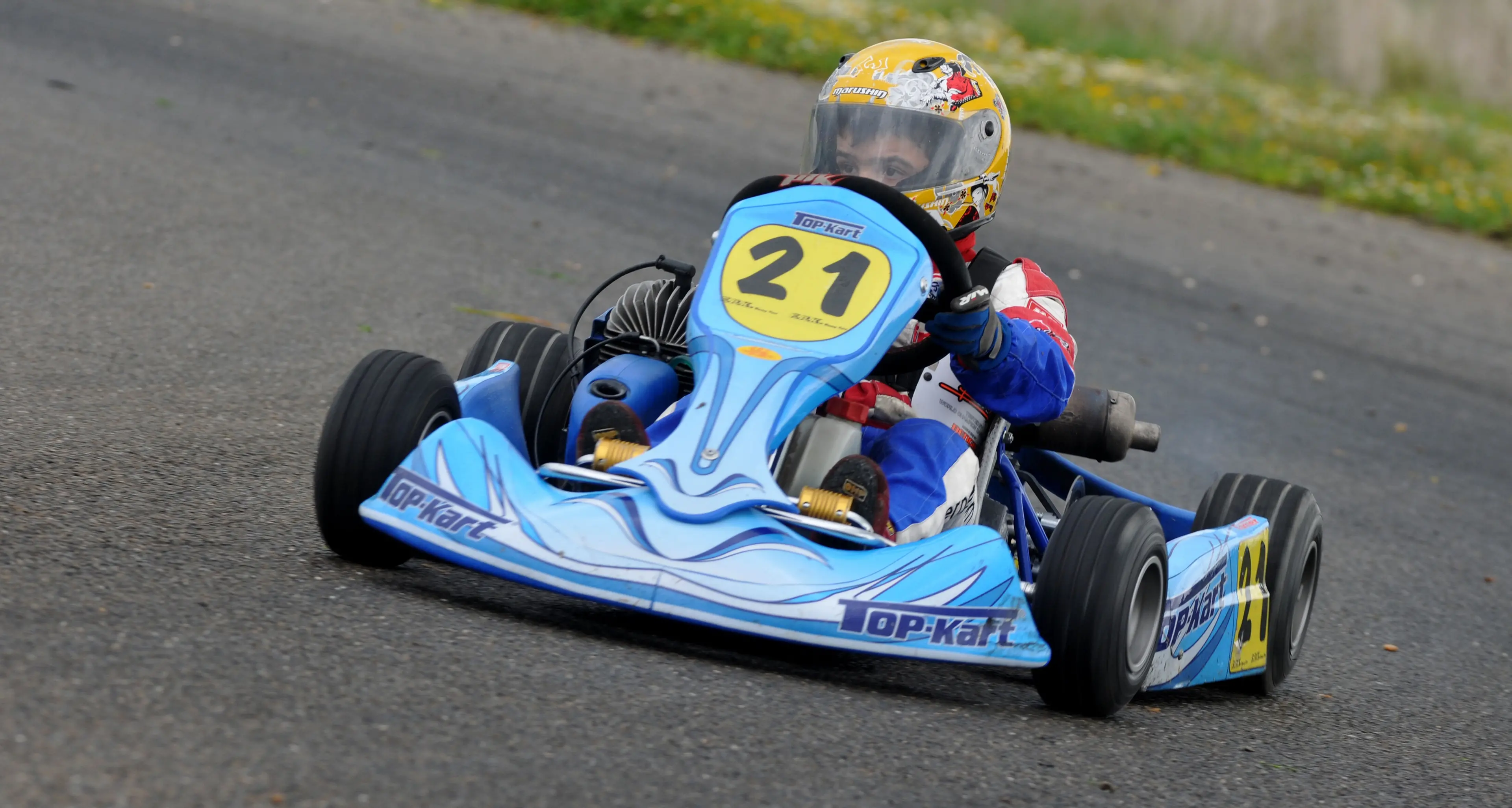 Il campione sardo di kart ha solo 11 anni. Alessandro Murru è l'orgoglio di papà Tonino: \"Al volante ci sa fare\"