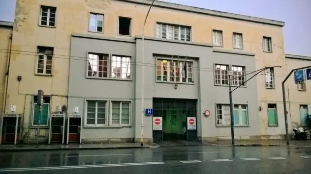 Cagliari, tentata evasione al Santissima Trinità: detenuto bloccato da agenti penitenziari