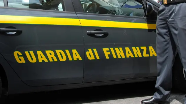 Smantellato giro di escort di lusso, tra i clienti anche calciatori di serie A