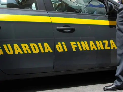 Smantellato giro di escort di lusso, tra i clienti anche calciatori di serie A