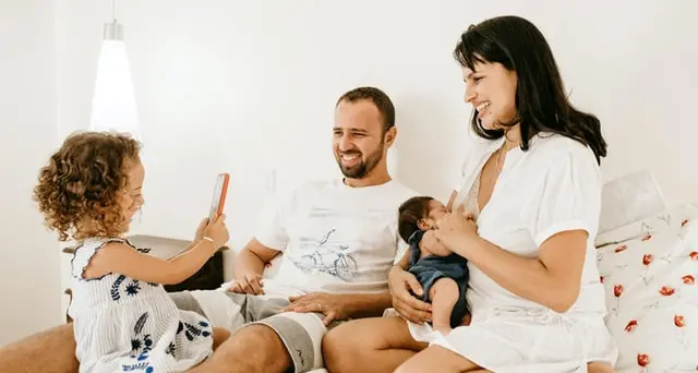 Assegno unico, fino a 217 euro a figlio. Ecco chi ne ha diritto