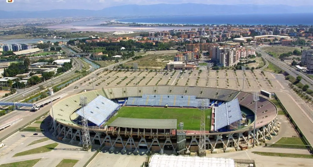 Stadio Sant'Elia. Il Cagliari chiede al Comune di aprire l'intero impianto